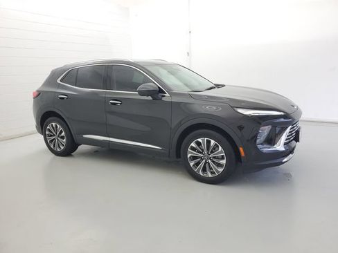 Used 2024 Buick Envision Preferred AWD/4WD image 4