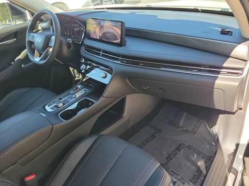 Certified 2026 INFINITI QX60 Luxe w/ Cargo Package FWD image 11