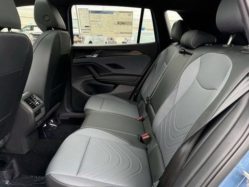 New 2026 Volkswagen Tiguan SE R-Line FWD image 20