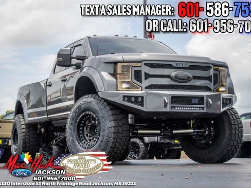 Certified 2022 Ford F450 Platinum AWD/4WD image 3