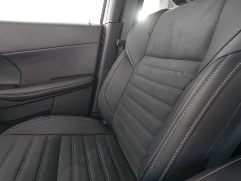 New 2026 Mitsubishi Outlander LE AWD/4WD image 12