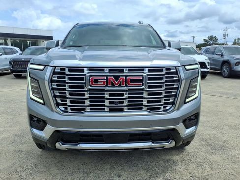 New 2026 GMC Yukon XL Denali w/ Advanced Technology Package AWD/4WD image 2