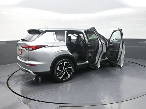 Used 2024 Mitsubishi Outlander SE AWD/4WD image 45