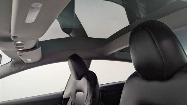 Used 2023 Tesla Model 3 Standard Range RWD image 29