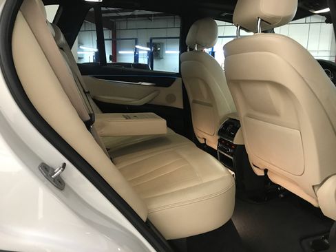 Used 2018 BMW X5 xDrive35i image 11