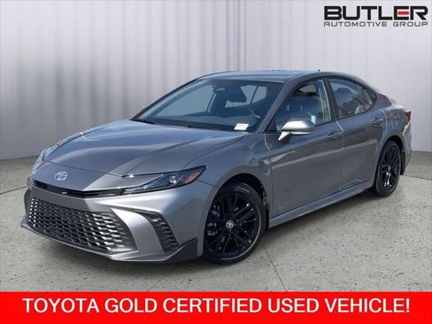Certified 2026 Toyota Camry SE FWD image 1
