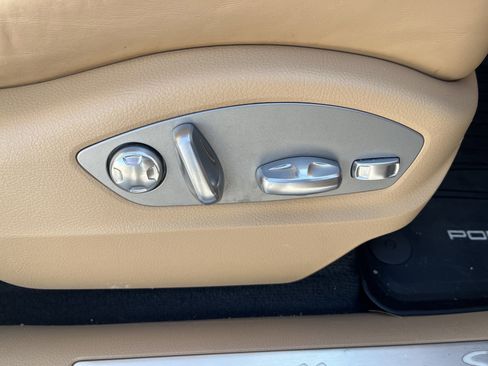 Used 2017 Porsche Macan S image 23