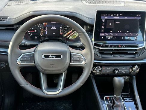 New 2026 Jeep Compass Trailhawk image 14