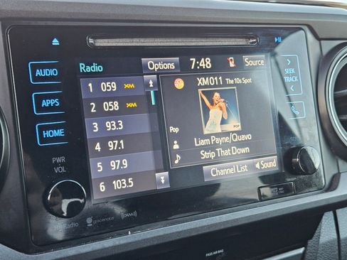 Used 2018 Toyota Tacoma TRD Off-Road w/ Technology Package image 24