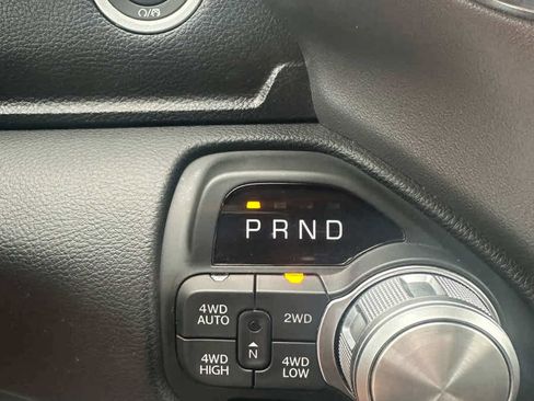 Used 2025 RAM 1500 Laramie image 21