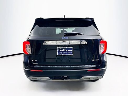 Certified 2023 Ford Explorer XLT w/ Equipment Group 202A AWD/4WD image 8