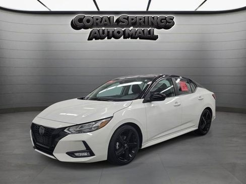 Used 2023 Nissan Sentra SR w/ Midnight Edition Package FWD image 3