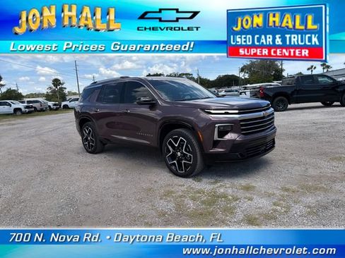 Used 2025 Chevrolet Traverse High Country w/ LPO, Floor Liner Package FWD image 11