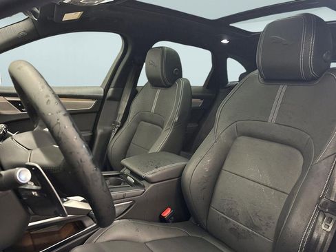 New 2026 Jaguar F-PACE R-Dynamic S AWD/4WD image 20