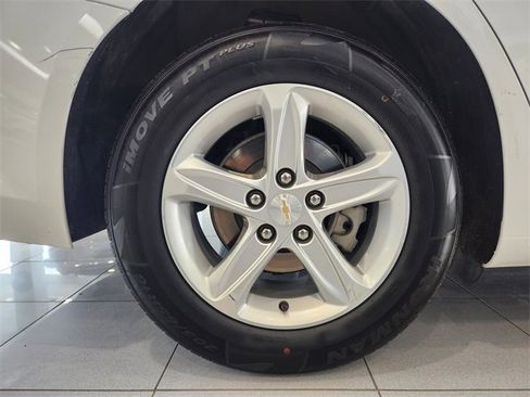 Used 2023 Chevrolet Malibu LS image 15