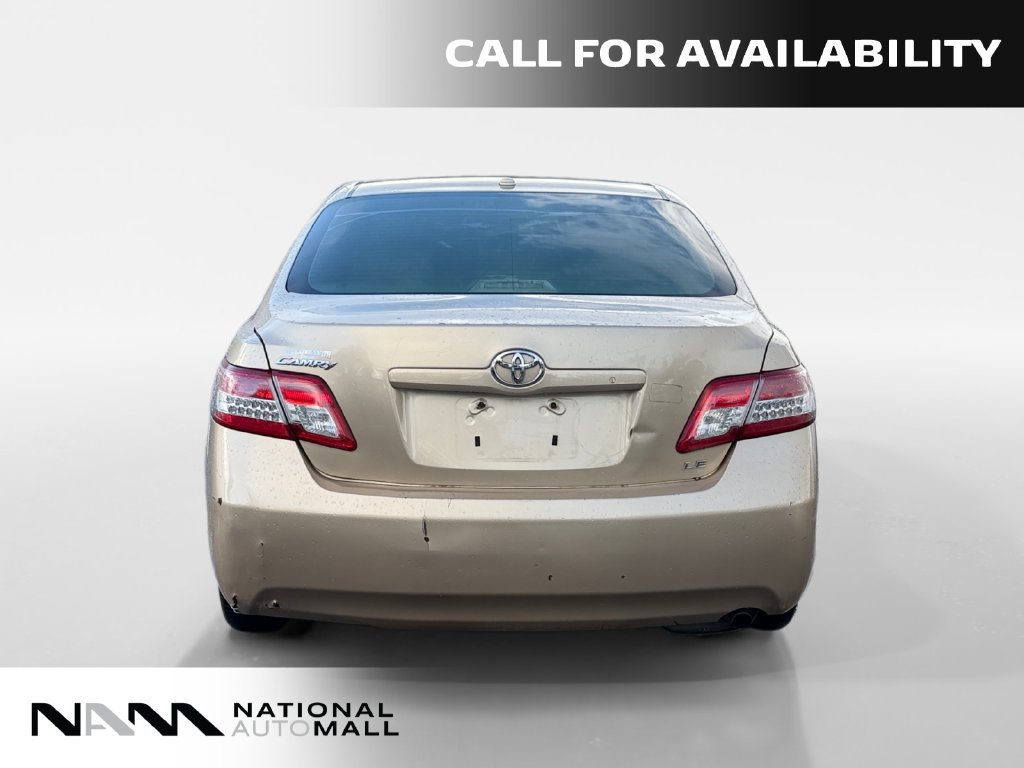 Used 2010 Toyota Camry LE FWD image 4
