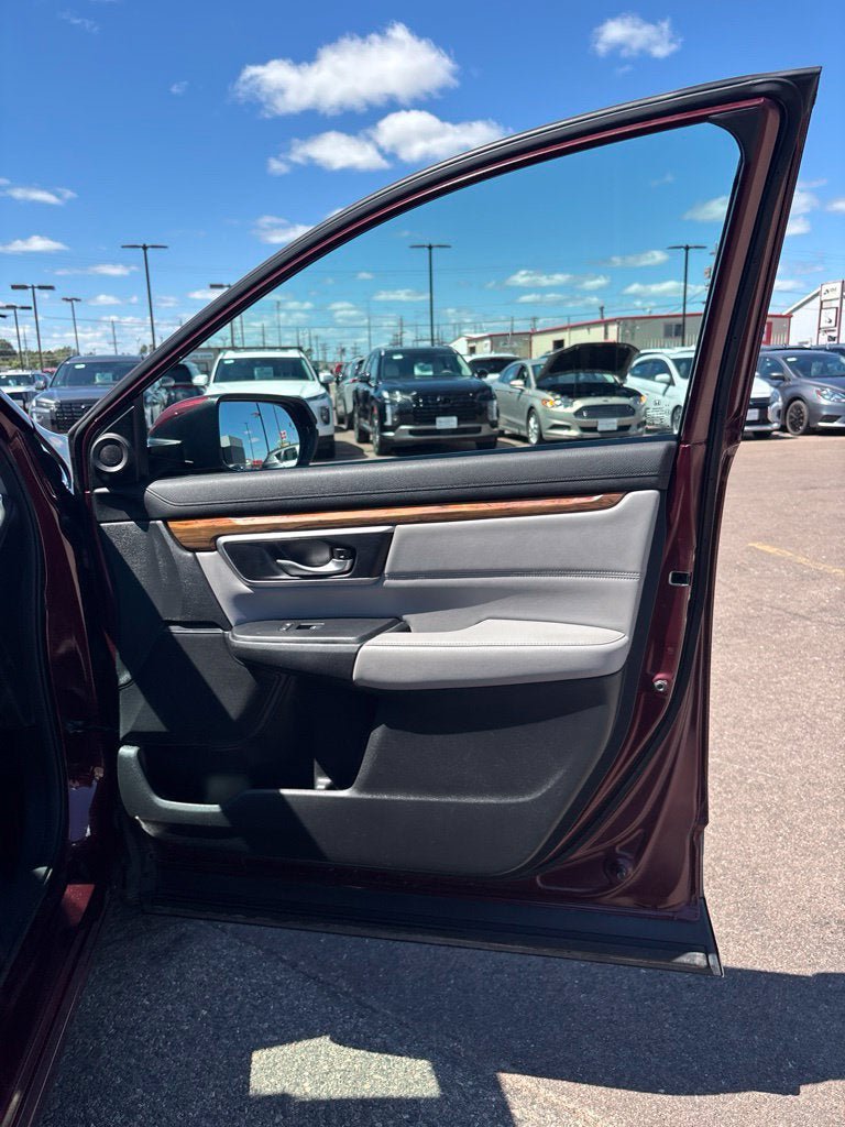Used 2018 Honda CR-V Touring image 30