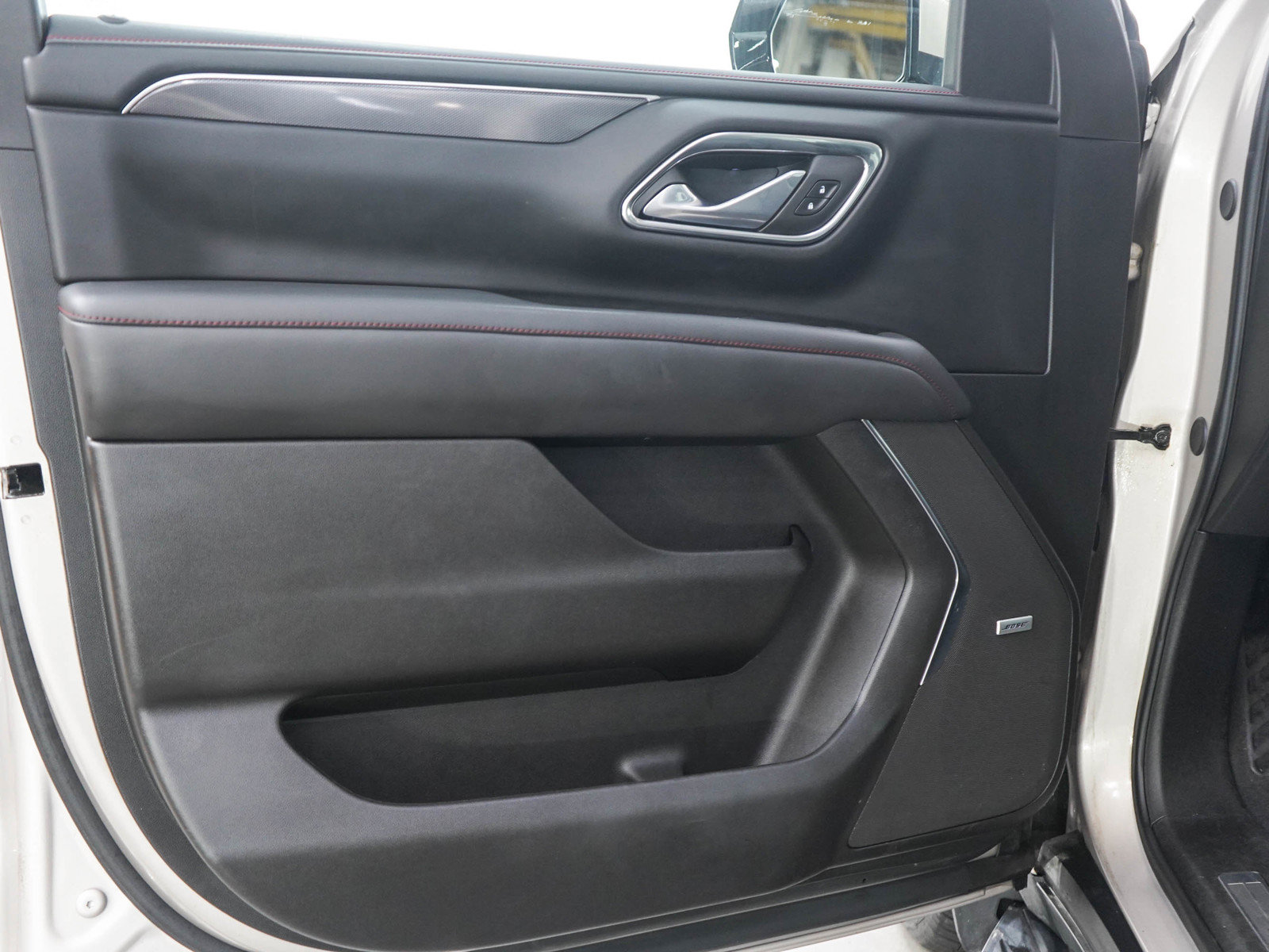 Used 2024 Chevrolet Tahoe RST w/ Luxury Package AWD/4WD image 18