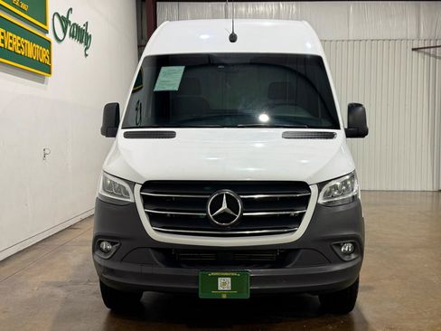 Used 2023 Mercedes-Benz Sprinter 2500 w/ Acoustic Package image 2