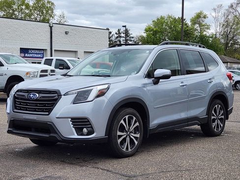Used 2022 Subaru Forester Limited w/ Popular Package #2 AWD/4WD image 6