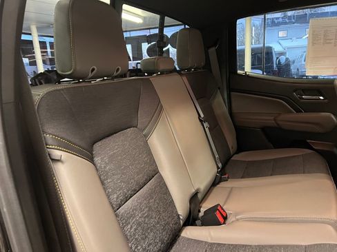 Used 2024 Chevrolet Colorado ZR2 image 42