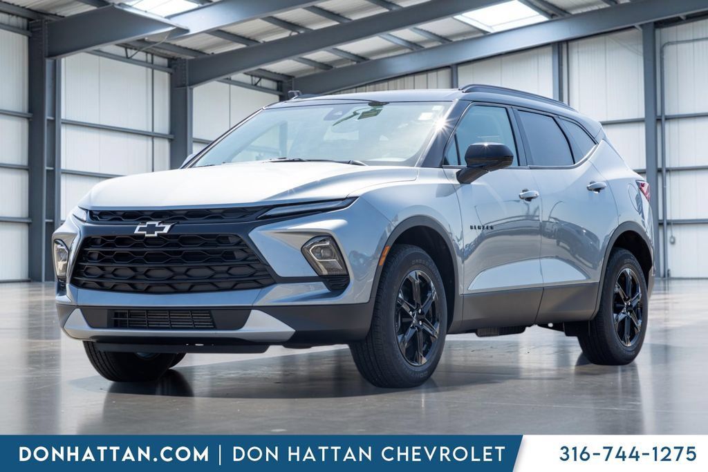 New 2025 Chevrolet Blazer LT w/ Convenience Package FWD image 1