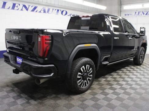 Used 2026 GMC Sierra 3500 Denali Ultimate AWD/4WD image 6
