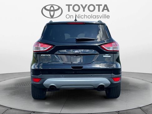 Used 2016 Ford Escape SE w/ Equipment Group 201A FWD image 5