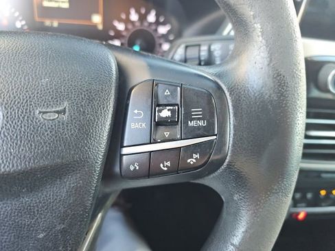 Used 2020 Ford Escape SE image 16