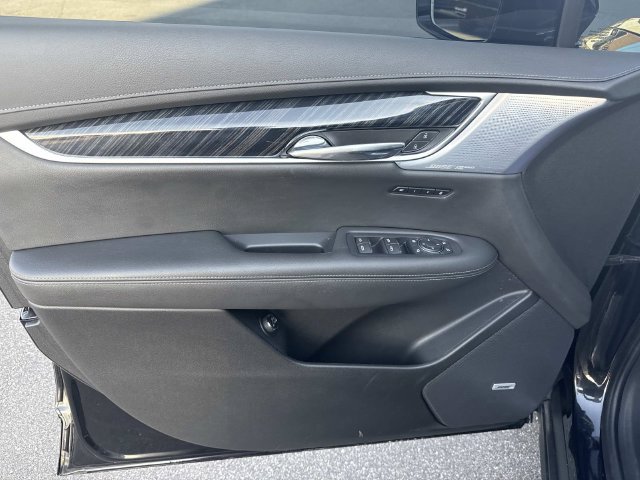 Certified 2024 Cadillac XT6 Premium Luxury AWD/4WD image 15