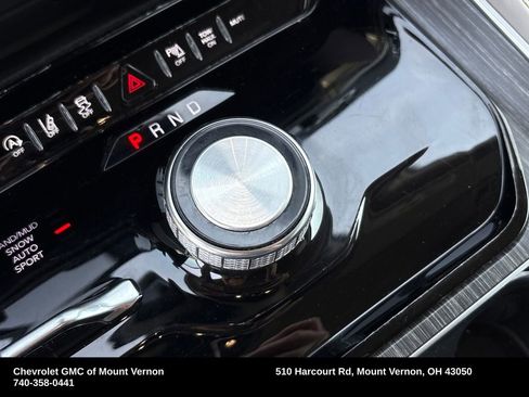 Used 2023 Jeep Wagoneer L Series II AWD/4WD image 28