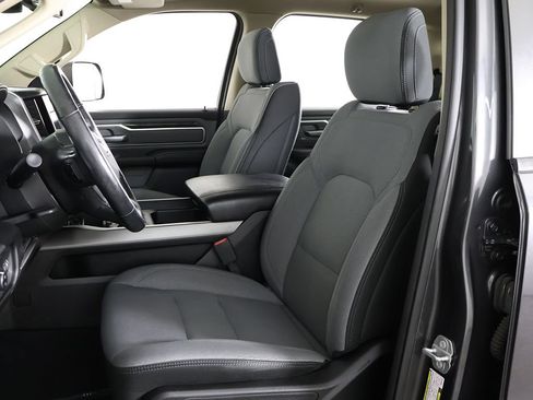 Used 2019 RAM 1500 Big Horn AWD/4WD image 28