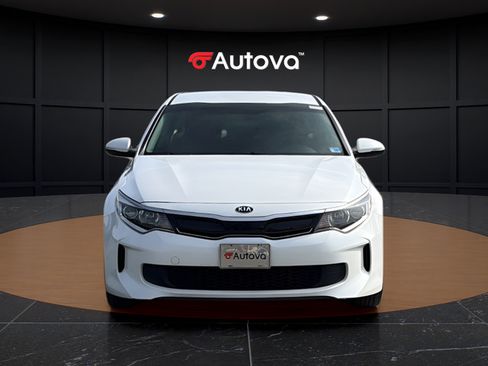 Used 2017 Kia Optima Premium FWD image 8