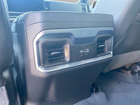 Used 2023 Chevrolet Silverado 1500 LTZ AWD/4WD image 33