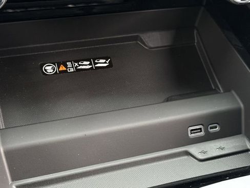 New 2026 Chevrolet Tahoe High Country image 18