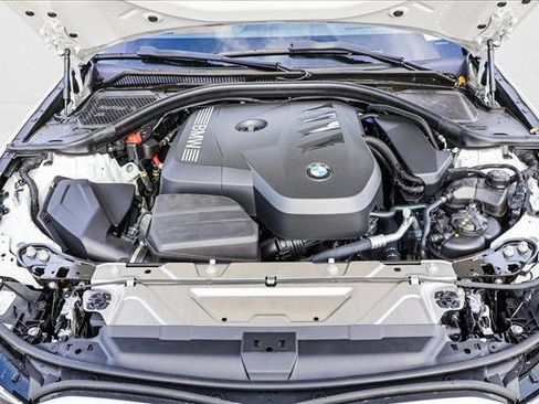 Certified 2025 BMW 330i xDrive Sedan w/ M Sport Package image 27
