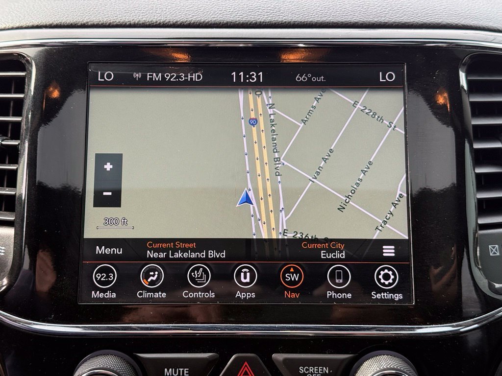 Used 2020 Jeep Grand Cherokee Altitude AWD/4WD image 36