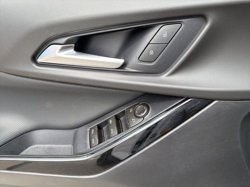 New 2026 Chevrolet Equinox LT FWD image 31