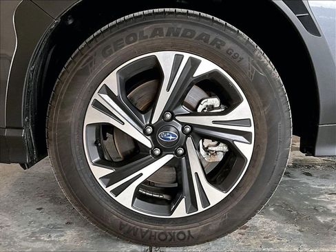 Used 2025 Subaru Crosstrek 2.0i Premium AWD/4WD image 7