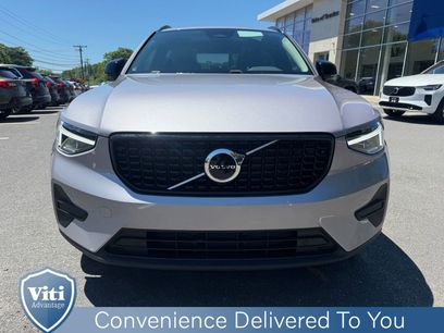 New 2026 Volvo XC40 B5 Core w/ Protection Package Premier
