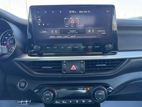 Used 2022 Kia Forte GT-Line w/ GT-Line Technology Package image 9