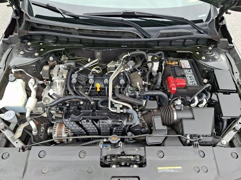 Used 2022 Nissan Altima 2.5 SV FWD image 27