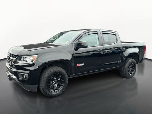 Used 2021 Chevrolet Colorado Z71 w/ Z71 Midnight Edition AWD/4WD image 7