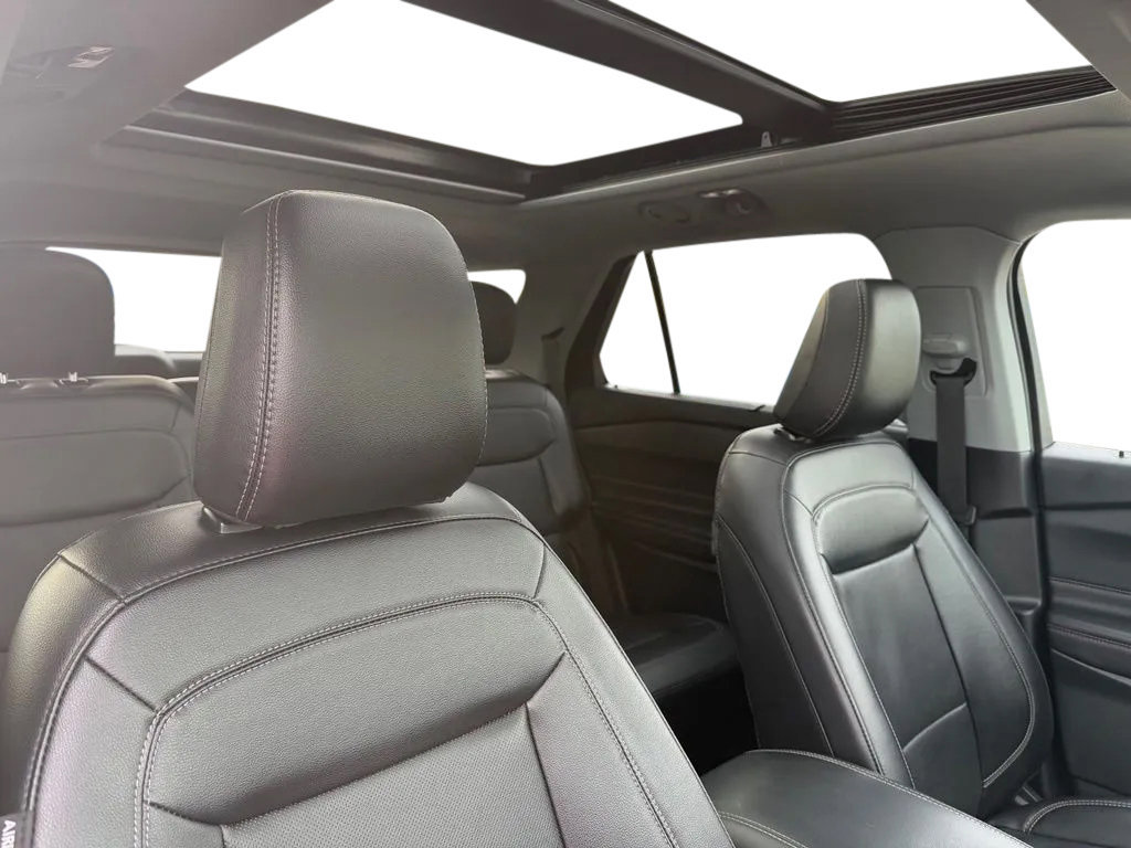 Used 2024 Ford Explorer Limited AWD/4WD image 27