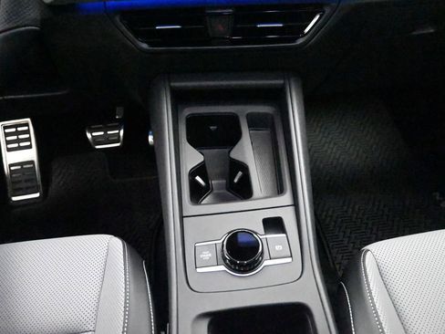 New 2026 Volkswagen Tiguan SE R-Line FWD image 13