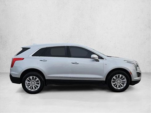 Used 2018 Cadillac XT5 FWD image 4