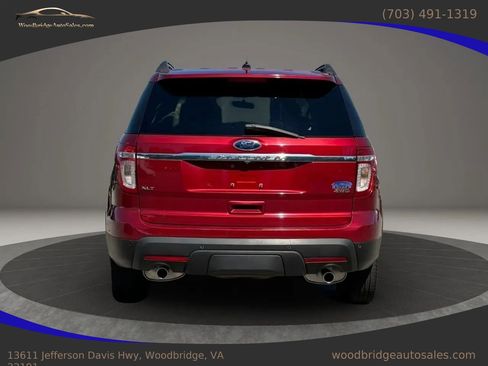 Used 2014 Ford Explorer XLT w/ Equipment Group 202A AWD/4WD image 4