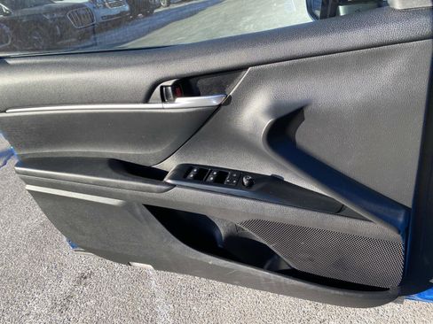 Used 2018 Toyota Camry SE w/ Moonroof Package image 20