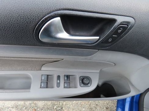 Used 2009 Volkswagen Jetta S image 14