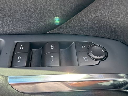 Used 2026 Chevrolet Traverse Z71 AWD/4WD image 17